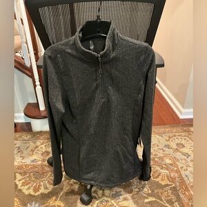 NWT Kyodan Charcoal Gray Pullover Size
Large